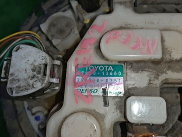НАСОС ПОГРУЖНОЙ НА TOYOTA COROLLA  AXIO ZRE142 2ZR-FE