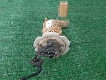 НАСОС ПОГРУЖНОЙ НА NISSAN BLUEBIRD SYLPHY QG10 QG18DE