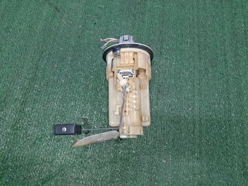 НАСОС ПОГРУЖНОЙ НА TOYOTA PREMIO ZZT240 1ZZ-FE