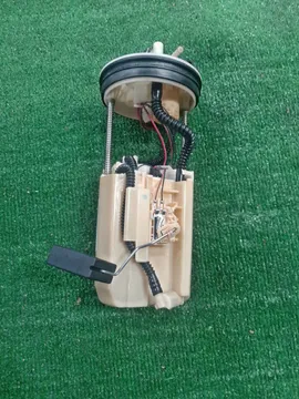 НАСОС ПОГРУЖНОЙ НА HONDA FIT GP1 LDA