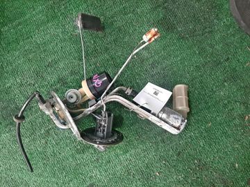 НАСОС ПОГРУЖНОЙ НА TOYOTA MARK II GX100 1G-FE