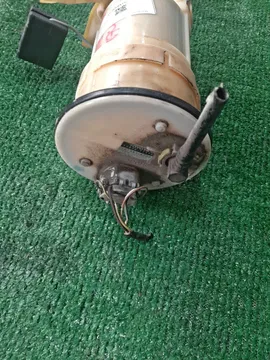 НАСОС ПОГРУЖНОЙ НА TOYOTA COROLLA NZE124 1NZ-FE