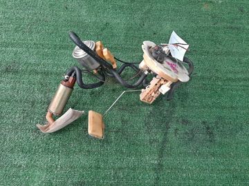 НАСОС ПОГРУЖНОЙ НА NISSAN EXPERT VW11 QG18DE