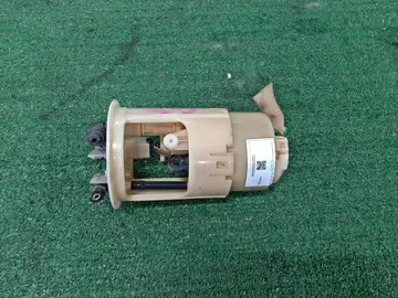 НАСОС ПОГРУЖНОЙ НА MITSUBISHI AIRTREK CU2W 4G63