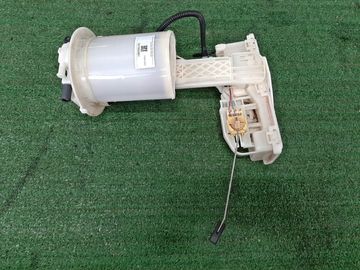 НАСОС ПОГРУЖНОЙ НА TOYOTA YARIS CROSS MXPJ10 M15A-FXE