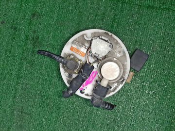 НАСОС ПОГРУЖНОЙ НА TOYOTA COROLLA ZZE122 1ZZ-FE