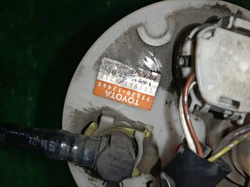 НАСОС ПОГРУЖНОЙ НА TOYOTA COROLLA ZZE122 1ZZ-FE