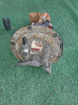 НАСОС ПОГРУЖНОЙ НА MITSUBISHI PAJERO IO H76W 4G93