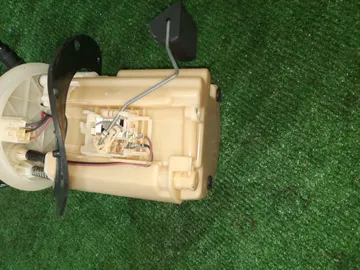 НАСОС ПОГРУЖНОЙ НА SUBARU LEGACY BP5 EJ20E