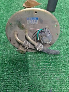 НАСОС ПОГРУЖНОЙ НА MAZDA DEMIO DW3W B3