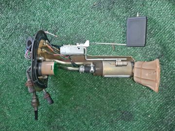 НАСОС ПОГРУЖНОЙ НА TOYOTA TERCEL EL41 4E-FE