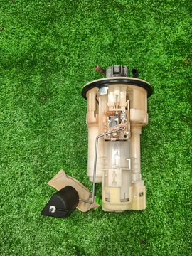 НАСОС ПОГРУЖНОЙ НА TOYOTA ALPHARD MNH10 1MZ-FE