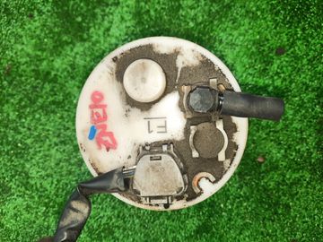 НАСОС ПОГРУЖНОЙ НА TOYOTA WISH ZNE10 1ZZ-FE