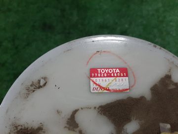 НАСОС ПОГРУЖНОЙ НА TOYOTA HARRIER MCU36 1MZ-FE