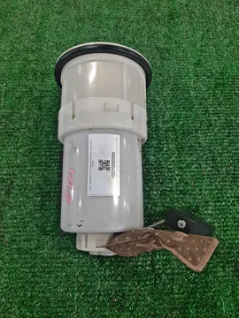 НАСОС ПОГРУЖНОЙ НА TOYOTA PROBOX NCP51 1NZ-FE