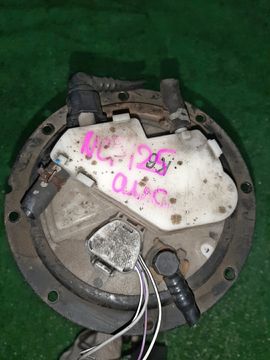 НАСОС ПОГРУЖНОЙ НА TOYOTA RACTIS NCP125 1NZ-FE