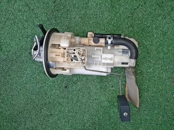 НАСОС ПОГРУЖНОЙ НА TOYOTA PROGRES JCG10 1JZ-GE
