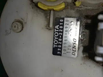 НАСОС ПОГРУЖНОЙ НА TOYOTA PROGRES JCG10 1JZ-GE