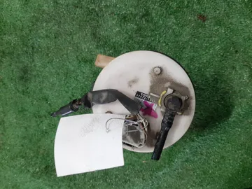 НАСОС ПОГРУЖНОЙ НА TOYOTA SPACIO NZE124 1NZ-FE