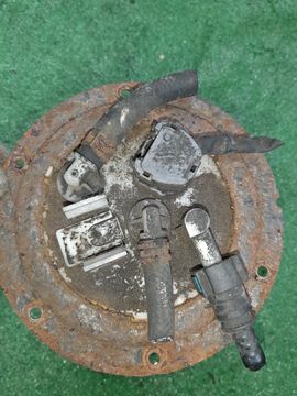 НАСОС ПОГРУЖНОЙ НА MITSUBISHI PAJERO V65W 6G74