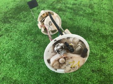 НАСОС ПОГРУЖНОЙ НА TOYOTA VITZ NSP130 1NR-FE
