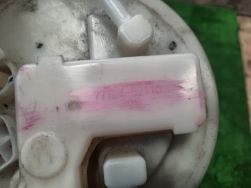 НАСОС ПОГРУЖНОЙ НА TOYOTA FIELDER NZE161 1NZ-FE