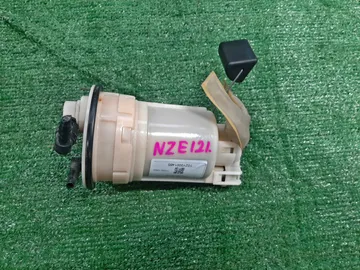 НАСОС ПОГРУЖНОЙ НА TOYOTA COROLLA NZE121 1NZ-FE