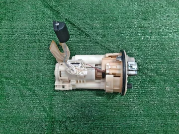 НАСОС ПОГРУЖНОЙ НА TOYOTA COROLLA NZE121 1NZ-FE