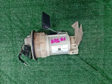 НАСОС ПОГРУЖНОЙ НА TOYOTA COROLLA NZE121 1NZ-FE