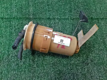 НАСОС ПОГРУЖНОЙ НА TOYOTA PLATZ NCP12 1NZ-FE