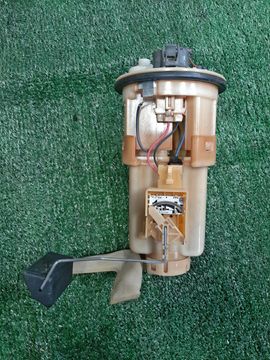 НАСОС ПОГРУЖНОЙ НА TOYOTA PLATZ SCP11 1SZ-FE