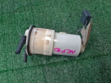 НАСОС ПОГРУЖНОЙ НА TOYOTA VITZ NCP10 2NZ-FE