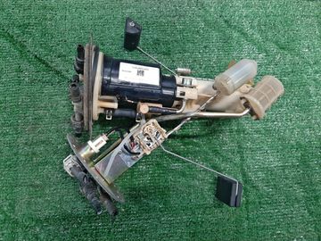 НАСОС ПОГРУЖНОЙ НА MITSUBISHI PAJERO IO H76W 4G93