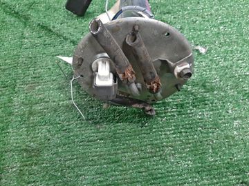НАСОС ПОГРУЖНОЙ НА MAZDA DEMIO DW3W B3E
