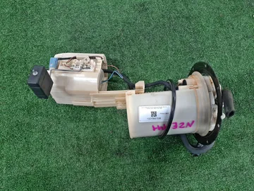 НАСОС ПОГРУЖНОЙ НА TOYOTA COROLLA FIELDER NZE141G 1NZ-FE