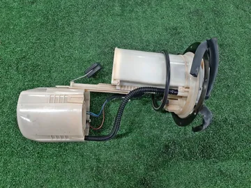 НАСОС ПОГРУЖНОЙ НА TOYOTA COROLLA FIELDER NZE141G 1NZ-FE