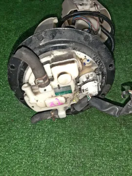НАСОС ПОГРУЖНОЙ НА TOYOTA COROLLA  AXIO ZRE142 2ZR-FE