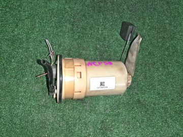 НАСОС ПОГРУЖНОЙ НА TOYOTA PROBOX NCP58G 1NZ-FE