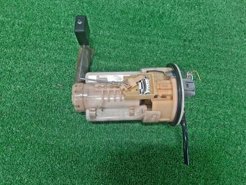 НАСОС ПОГРУЖНОЙ НА TOYOTA PROBOX NCP51V 1NZ-FE