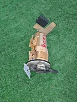 НАСОС ПОГРУЖНОЙ НА TOYOTA VITZ NCP10 2NZ-FE