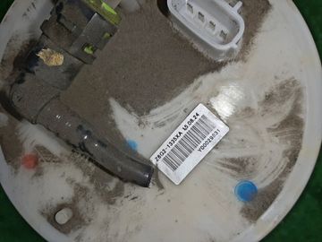 НАСОС ПОГРУЖНОЙ НА MAZDA AXELA BM6FJ Z6