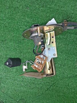 НАСОС ПОГРУЖНОЙ НА TOYOTA COROLLA AE111 4A-FE