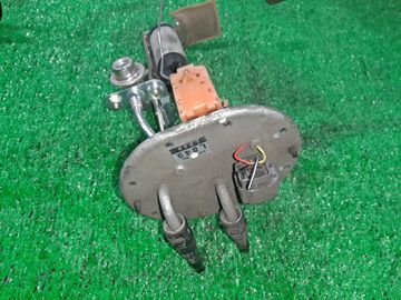 НАСОС ПОГРУЖНОЙ НА MAZDA BONGO SK82V F8