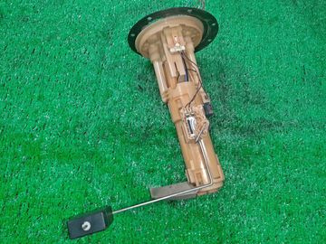 НАСОС ПОГРУЖНОЙ НА DAIHATSU BE-GO J200G 3SZ-VE