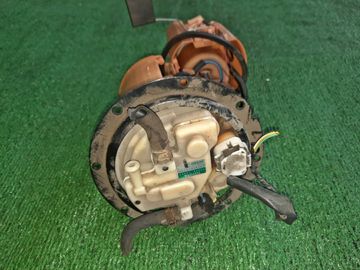 НАСОС ПОГРУЖНОЙ НА TOYOTA COROLLA  AXIO ZRE142 2ZR-FE