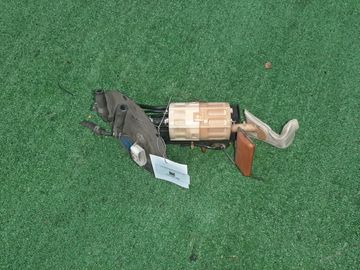 НАСОС ПОГРУЖНОЙ НА NISSAN RNESSA PNN30 KA24DE
