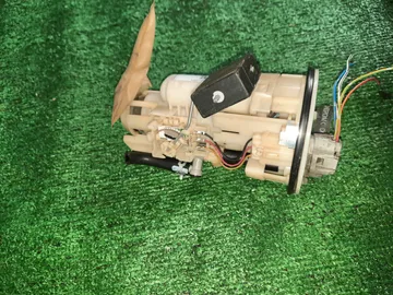 НАСОС ПОГРУЖНОЙ НА TOYOTA CALDINA ST246W 3S-GTE