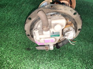 НАСОС ПОГРУЖНОЙ НА TOYOTA COROLLA  AXIO ZRE142 2ZR-FE