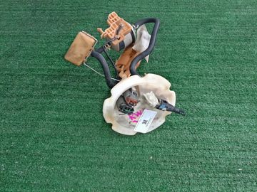 НАСОС ПОГРУЖНОЙ НА NISSAN AVENIR RW11 QR20DE