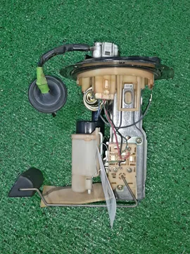 НАСОС ПОГРУЖНОЙ НА TOYOTA CAMRY GRACIA SXV20W 5S-FE